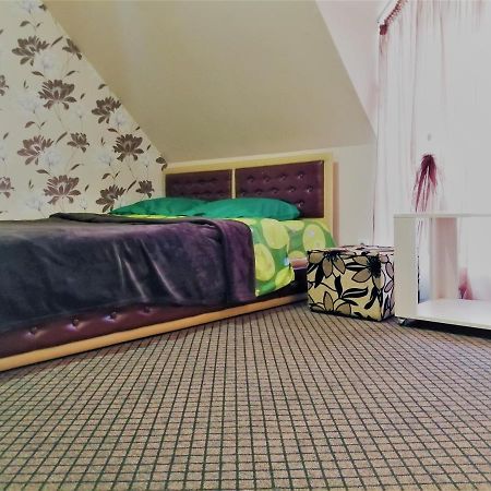 Motel Beregynya à Yuzhnoukrainsk Extérieur photo
