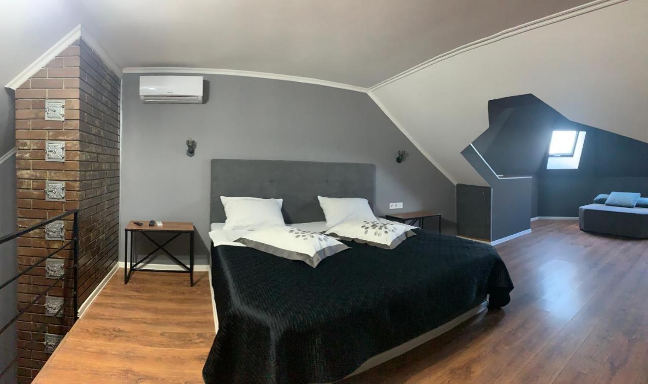 Motel Beregynya à Yuzhnoukrainsk Extérieur photo