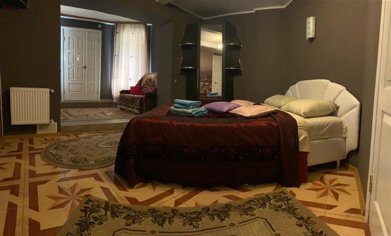 Motel Beregynya à Yuzhnoukrainsk Extérieur photo