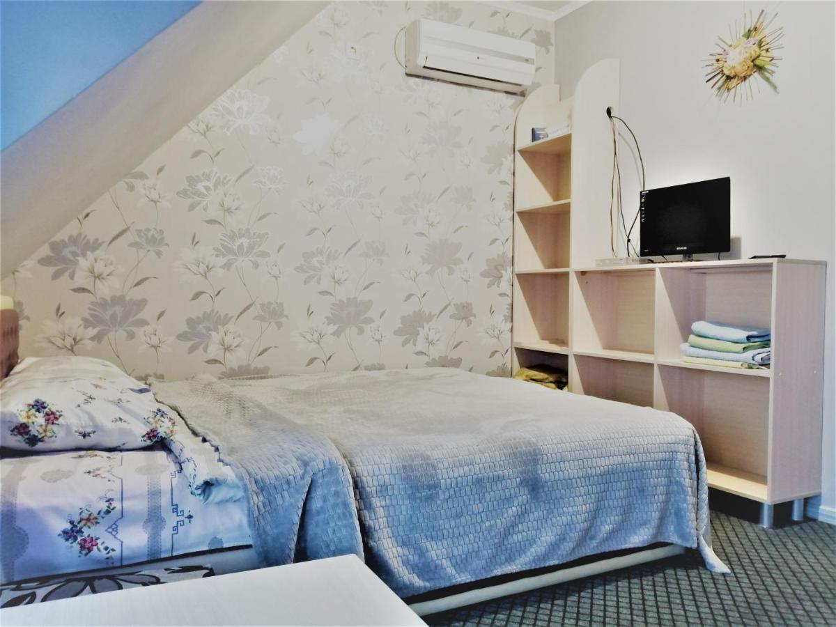 Motel Beregynya à Yuzhnoukrainsk Extérieur photo