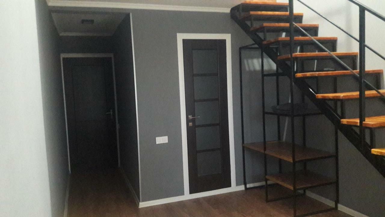 Motel Beregynya à Yuzhnoukrainsk Extérieur photo