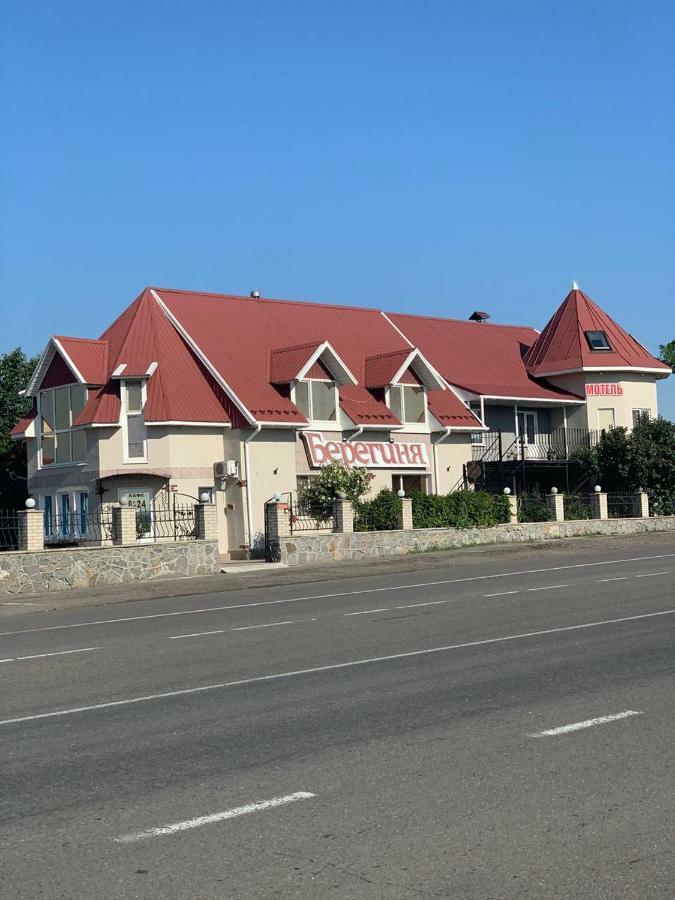 Motel Beregynya à Yuzhnoukrainsk Extérieur photo