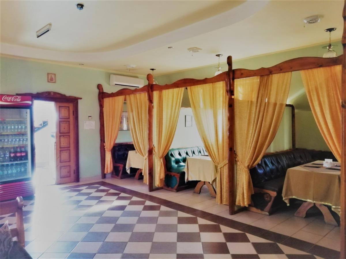 Motel Beregynya à Yuzhnoukrainsk Extérieur photo